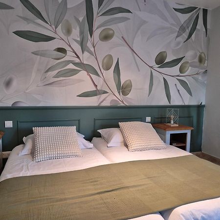 Domaine Les Gendalis Bed & Breakfast Saint-Saturnin-lès-Avignon Exterior photo