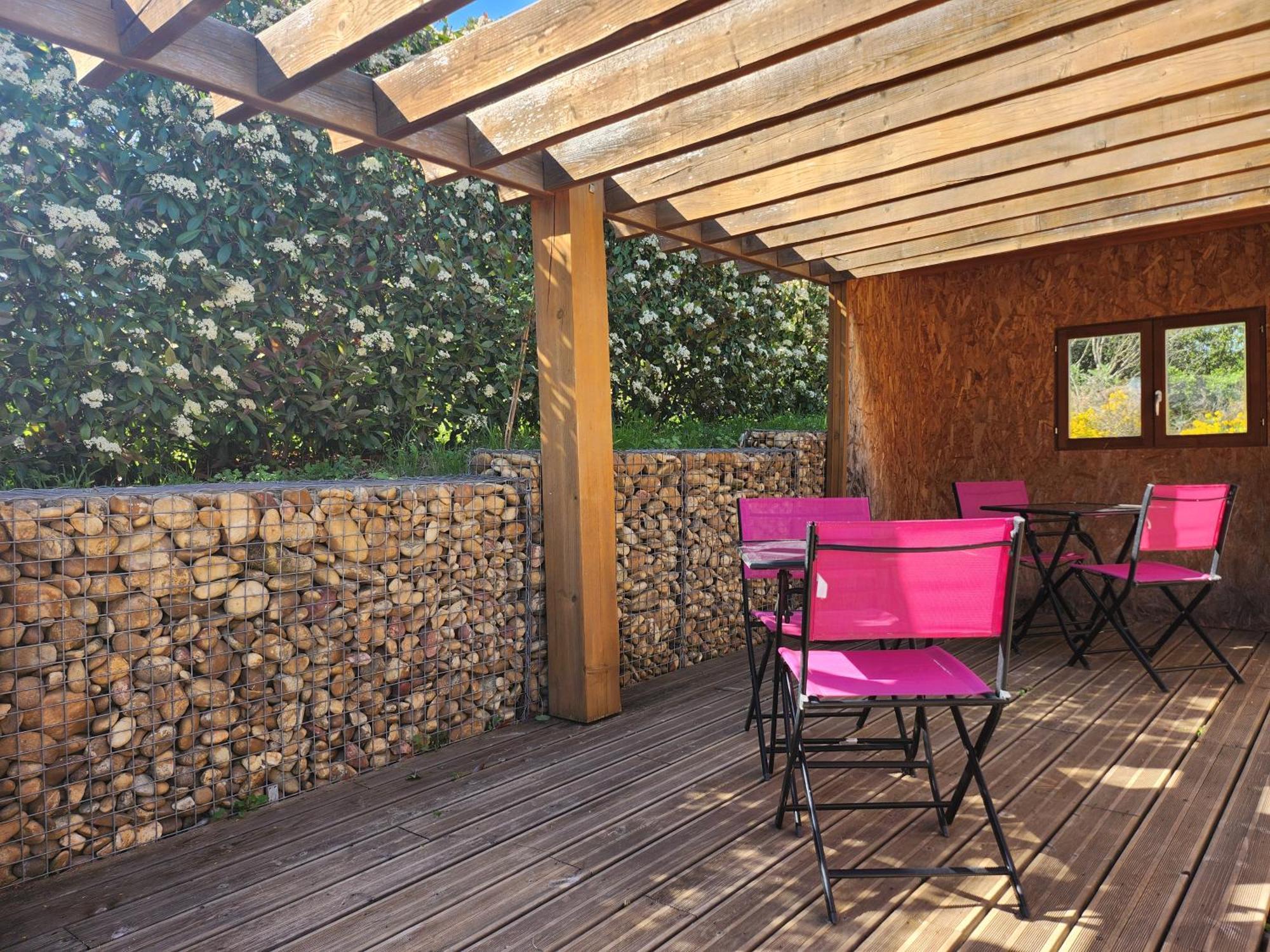 Domaine Les Gendalis Bed & Breakfast Saint-Saturnin-lès-Avignon Exterior photo
